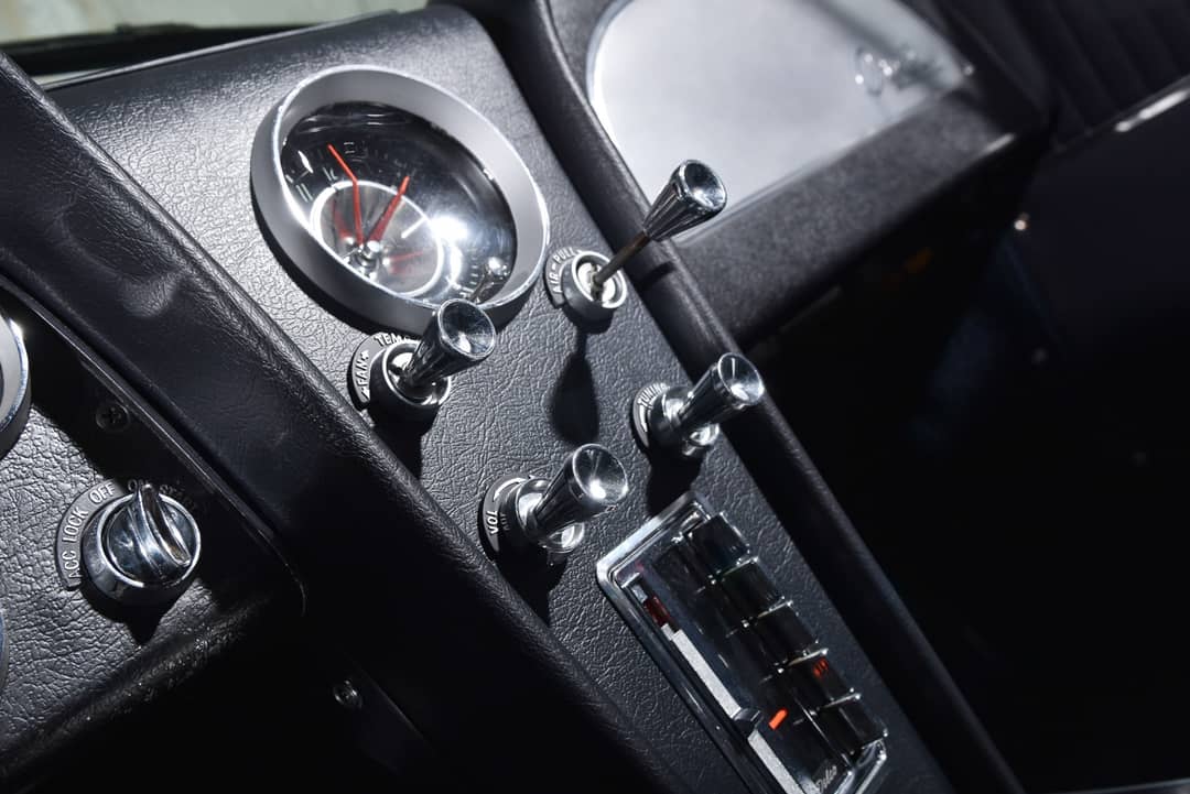 1963 Chevrolet Corvette — photo 44