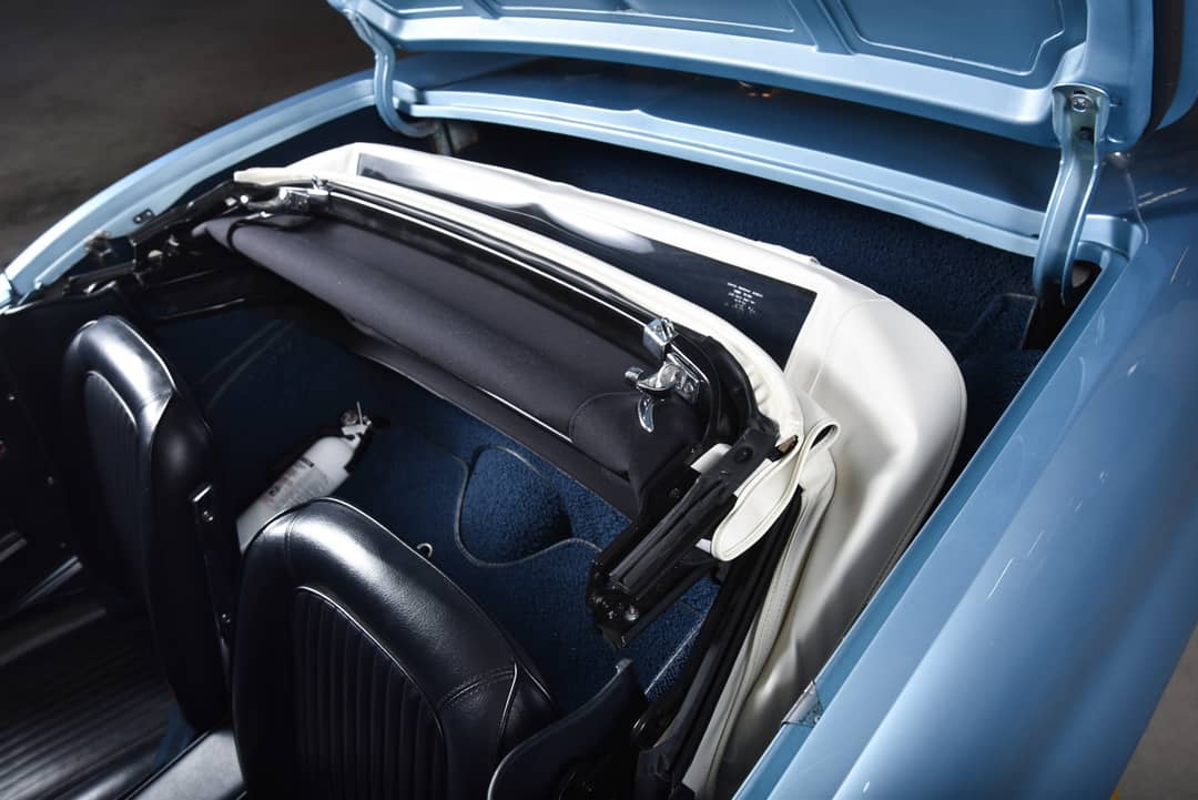 1963 Chevrolet Corvette — photo 69