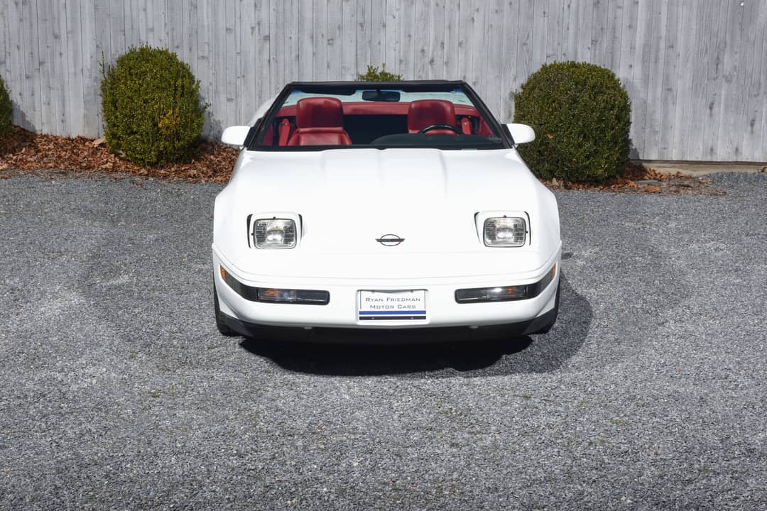 1991 Chevrolet Corvette — photo 16