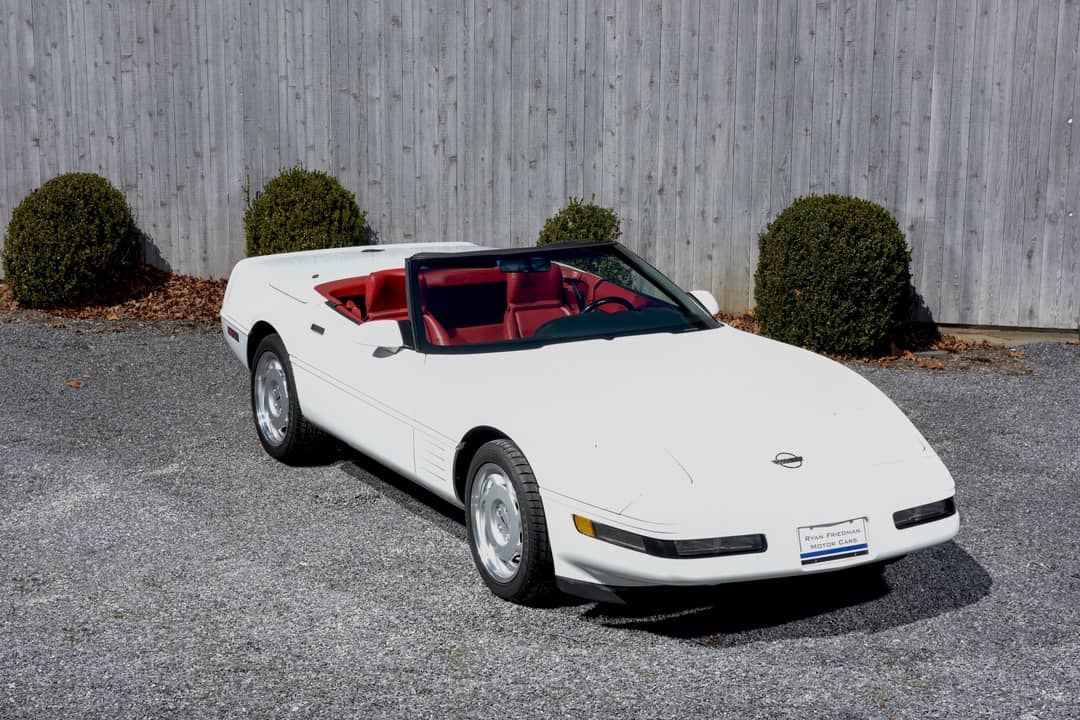 1991 Chevrolet Corvette — photo 3