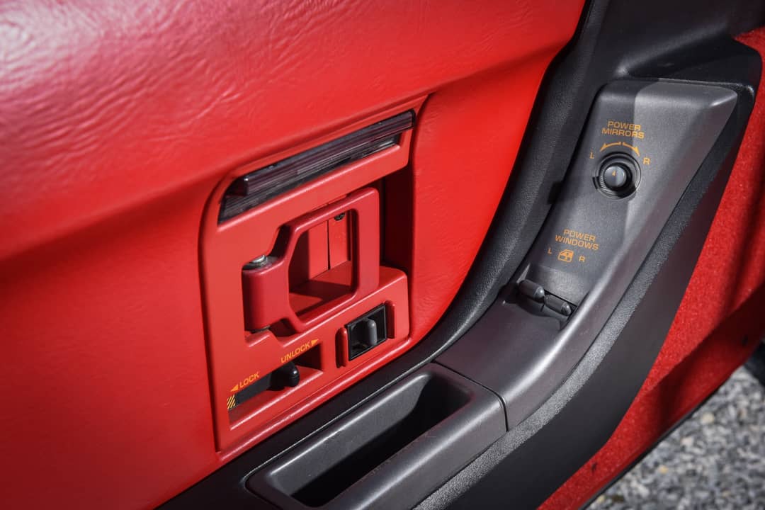 1991 Chevrolet Corvette — photo 23