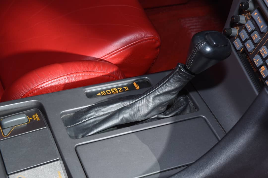 1991 Chevrolet Corvette — photo 32
