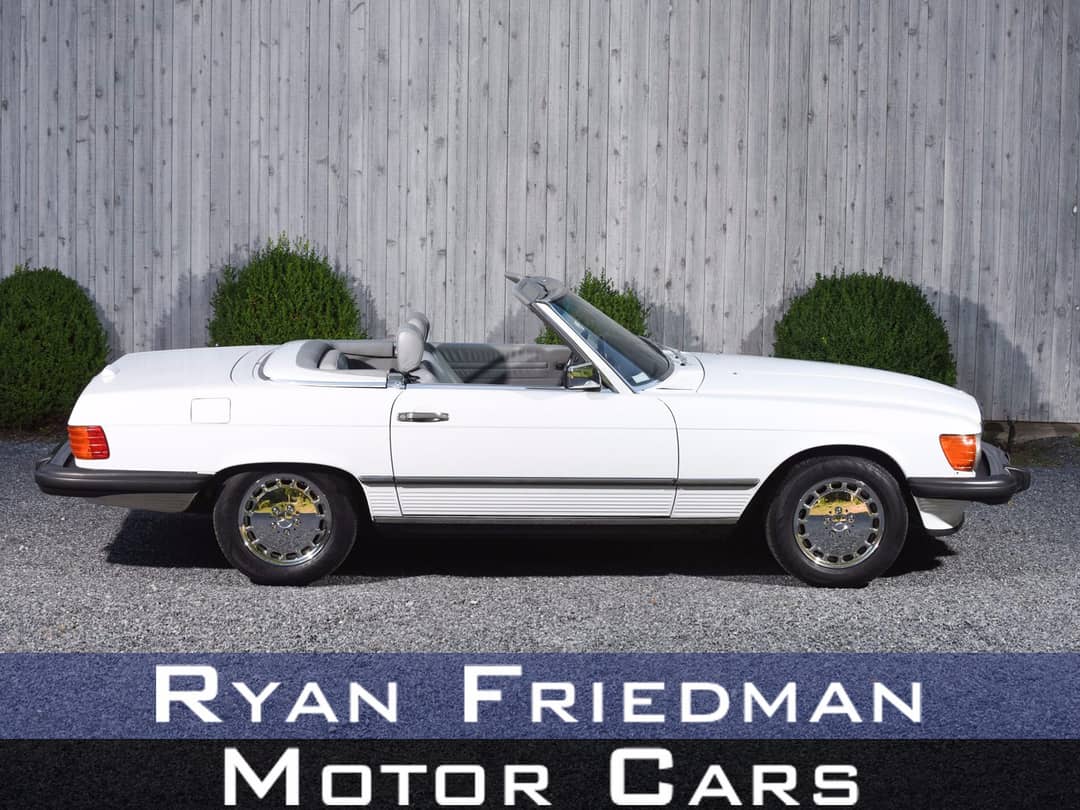 1989 Mercedes-Benz 560-Class 560 SL — photo 1
