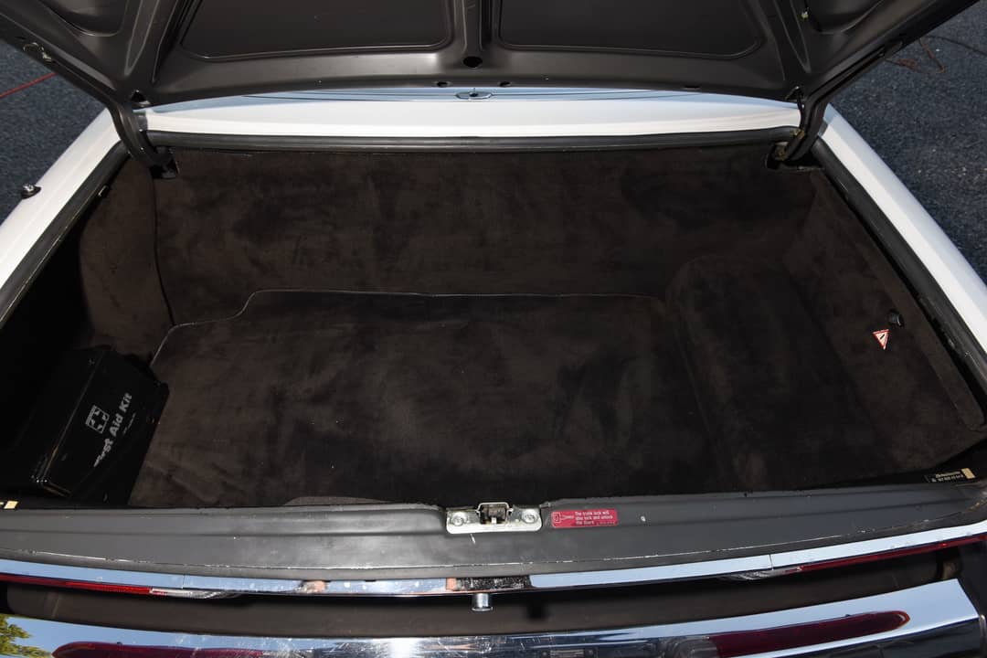 1989 Mercedes-Benz 560-Class 560 SL — photo 22