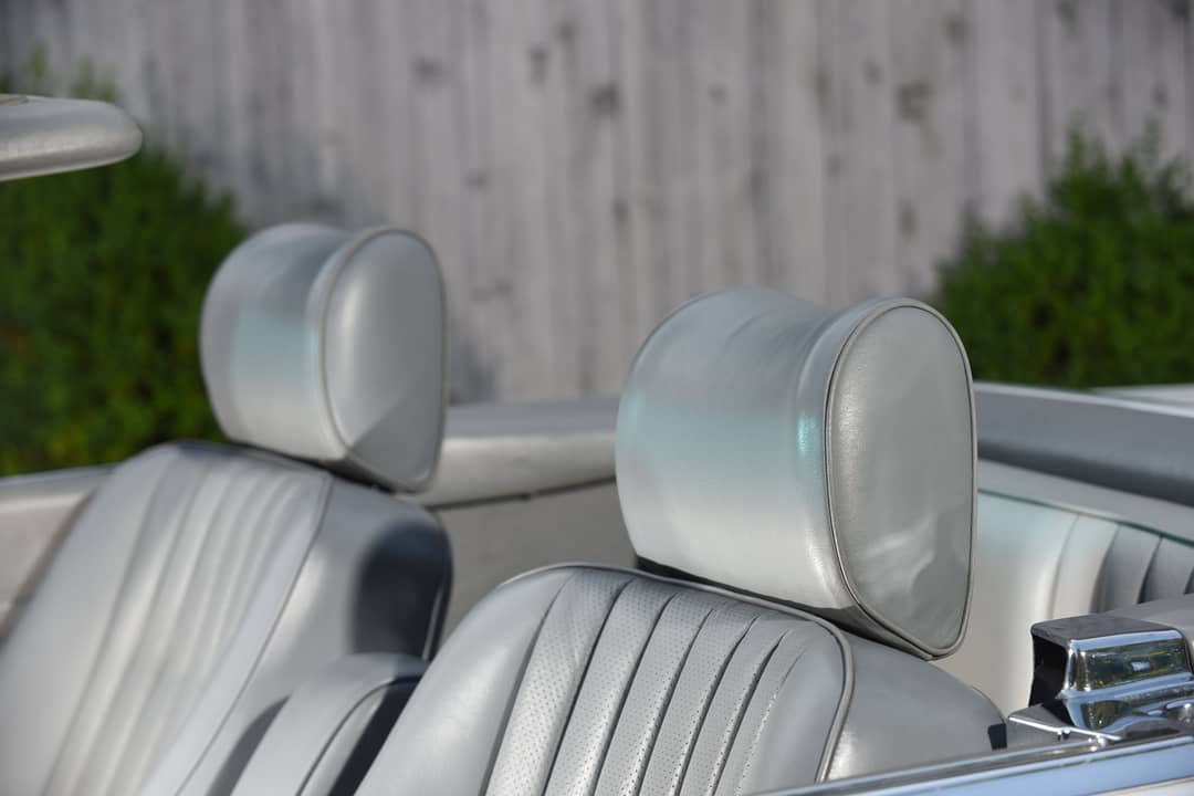 1989 Mercedes-Benz 560-Class 560 SL — photo 31