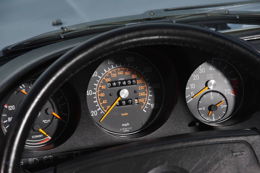 1989 Mercedes-Benz 560-Class 560 SL — photo 43