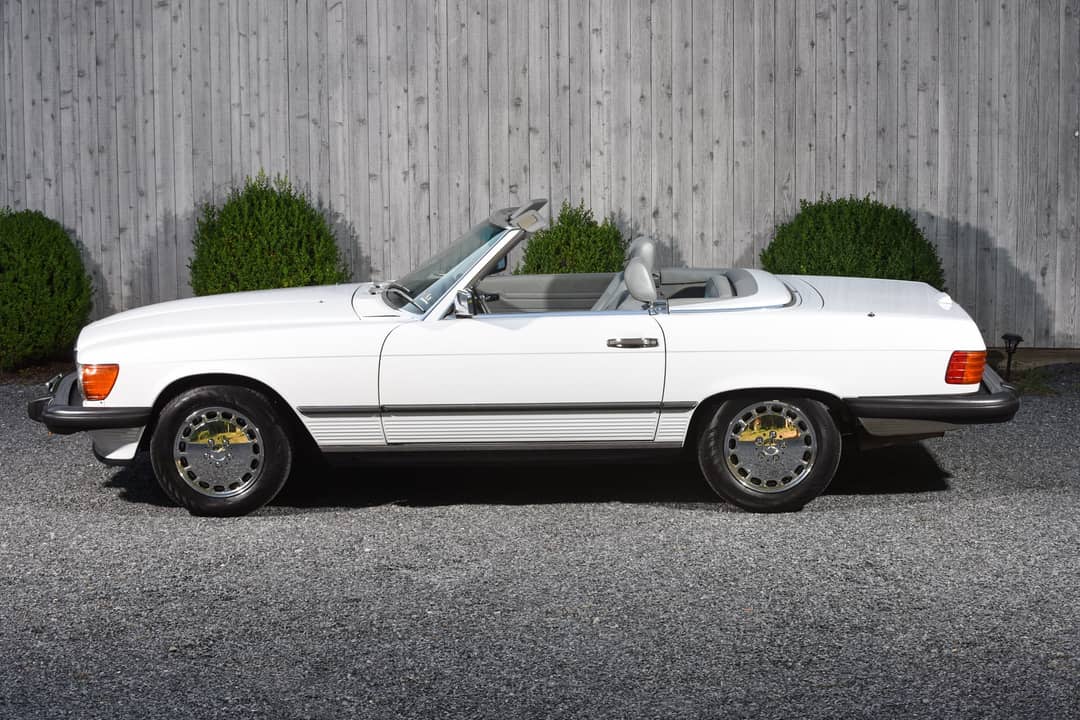 1989 Mercedes-Benz 560-Class 560 SL — photo 6