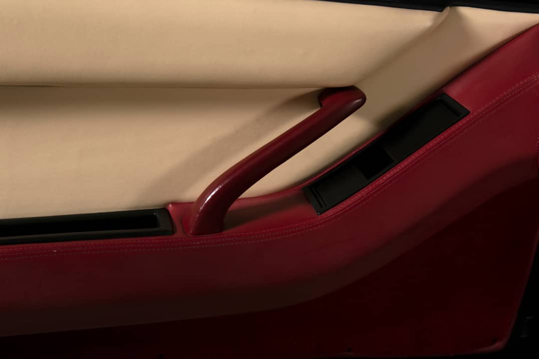 1990 Ferrari Testarossa — photo 30