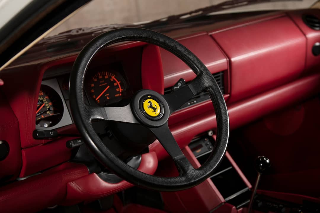 1990 Ferrari Testarossa — photo 32