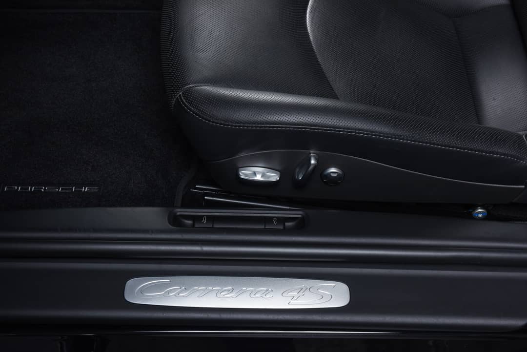2009 Porsche 911 Carrera 4S — photo 24