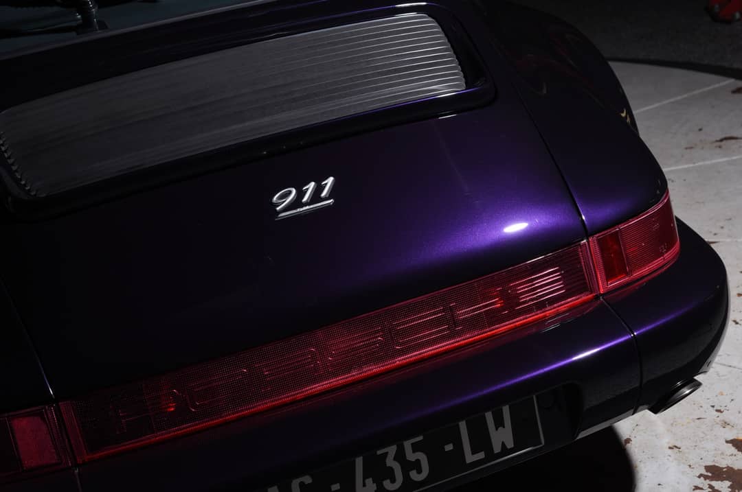 1993 Porsche 911 Carrera 4 30th Anniversary Jubilee Edition — photo 9
