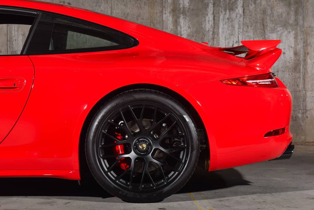 2016 Porsche 911 Carrera GTS — photo 17