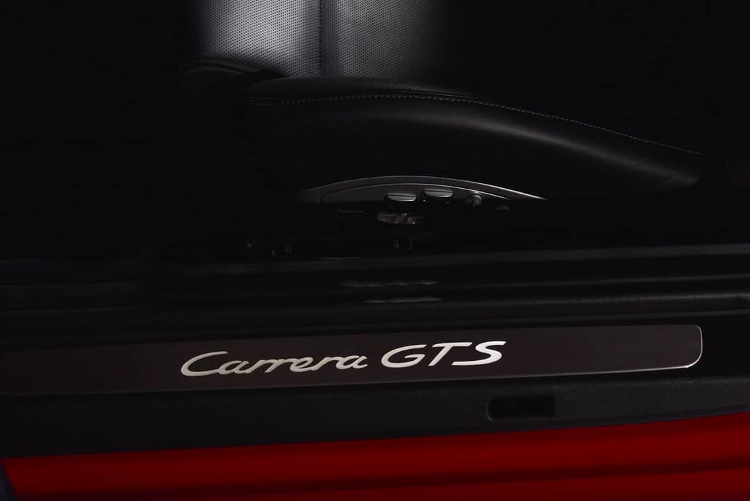 2016 Porsche 911 Carrera GTS — photo 19