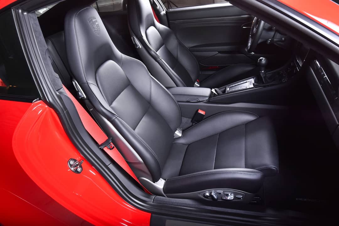 2016 Porsche 911 Carrera GTS — photo 35