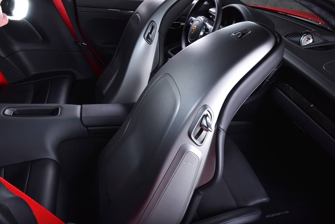 2016 Porsche 911 Carrera GTS — photo 40
