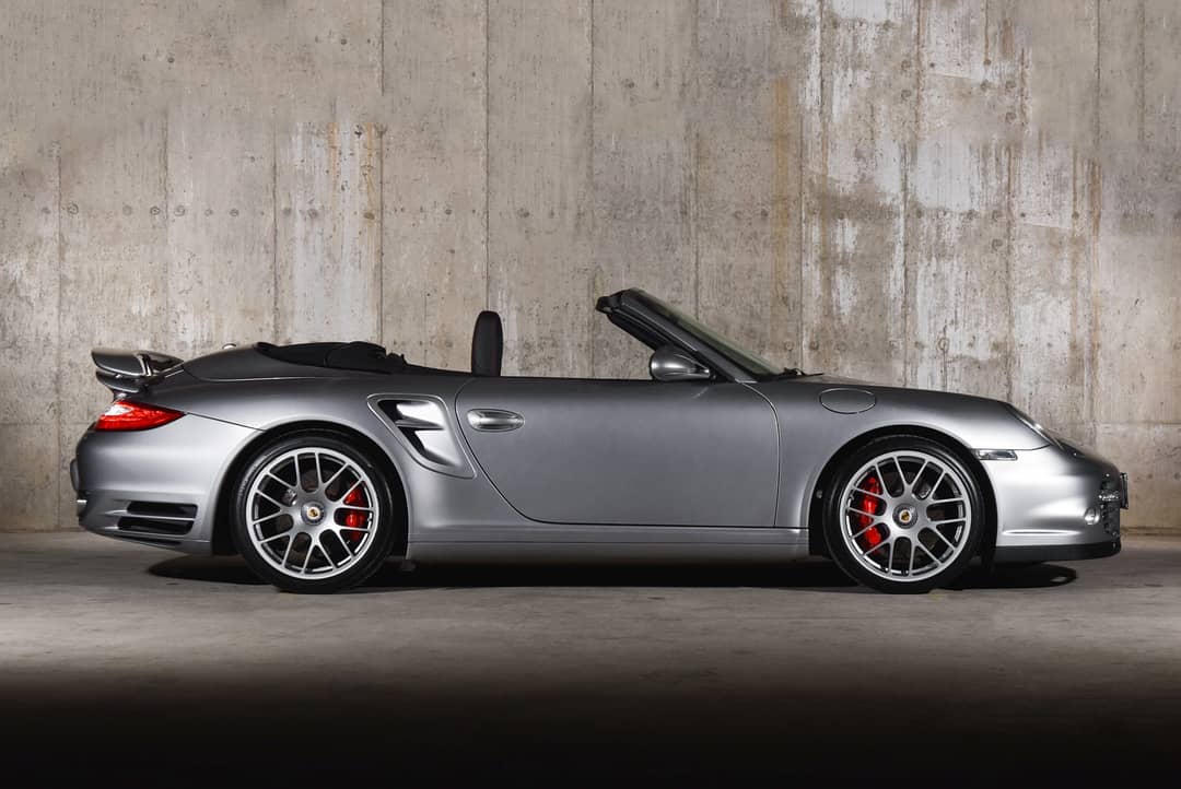 2011 Porsche 911 Turbo — photo 11