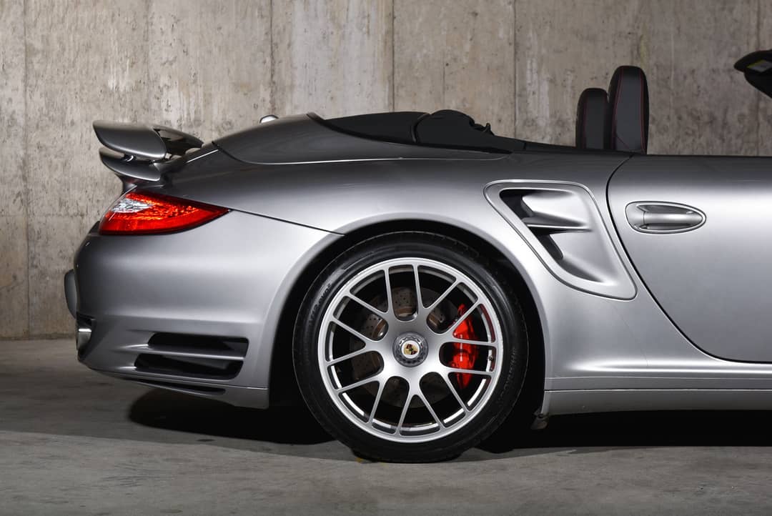2011 Porsche 911 Turbo — photo 12