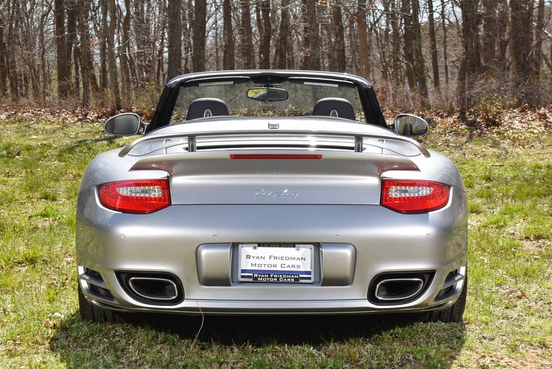 2011 Porsche 911 Turbo — photo 4