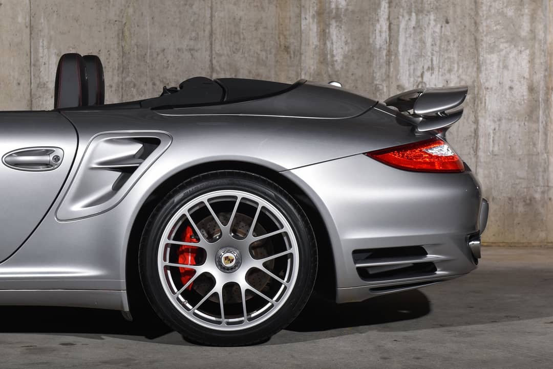 2011 Porsche 911 Turbo — photo 30