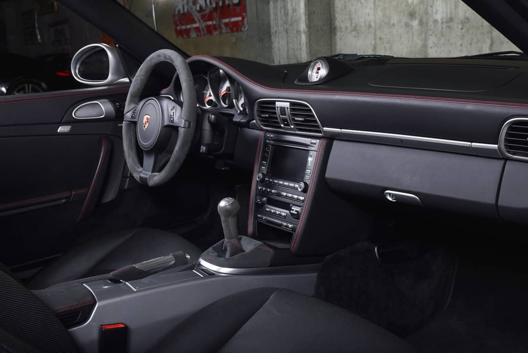 2011 Porsche 911 Turbo — photo 51