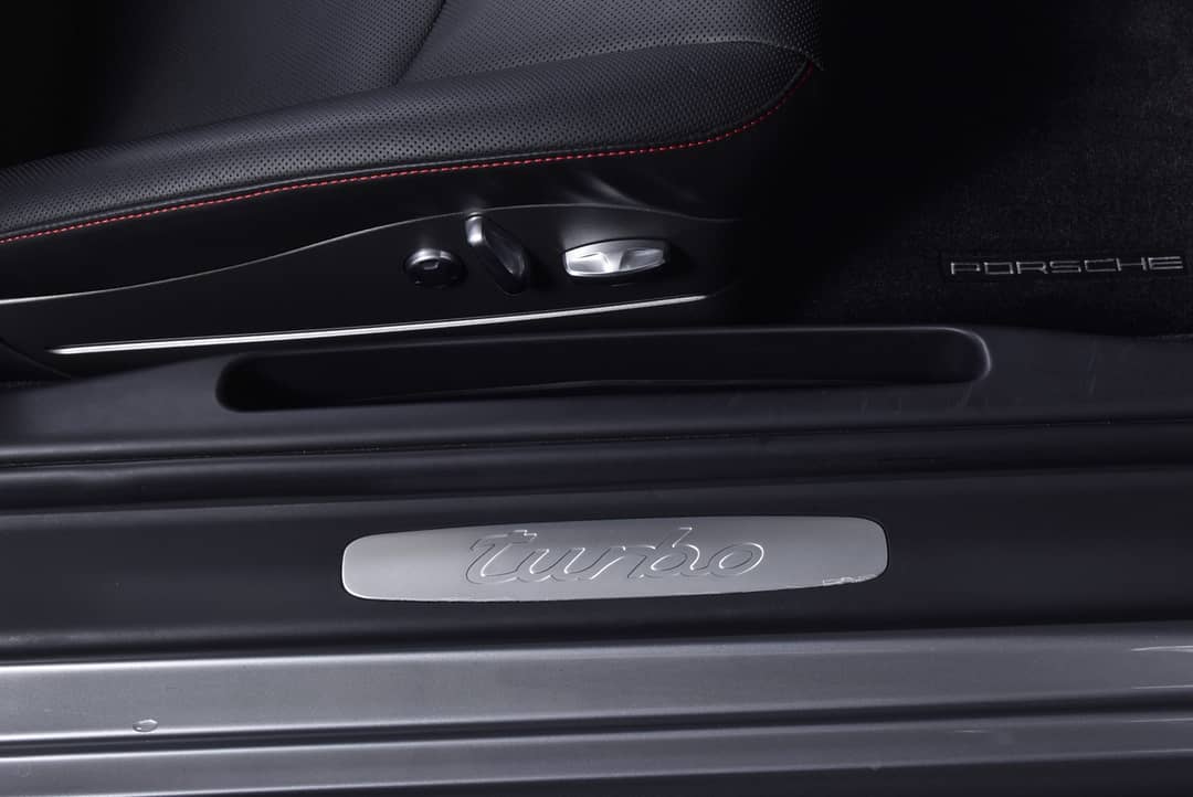 2011 Porsche 911 Turbo — photo 52