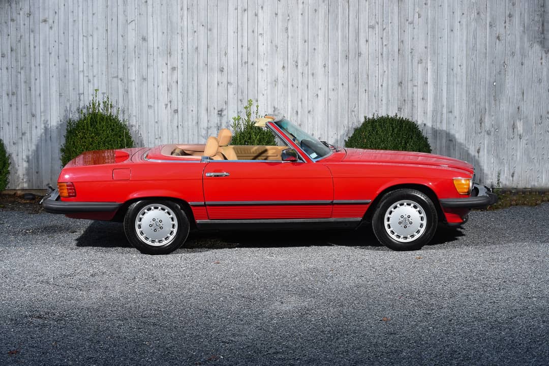 1987 Mercedes-Benz 560SL — photo 2