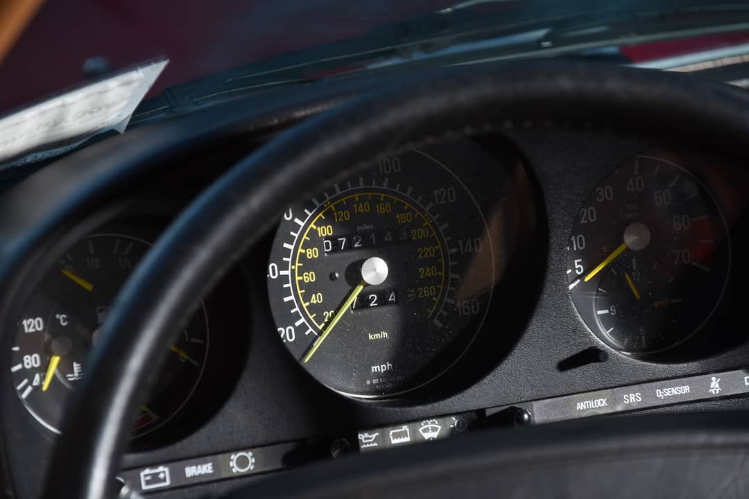 1987 Mercedes-Benz 560SL — photo 19