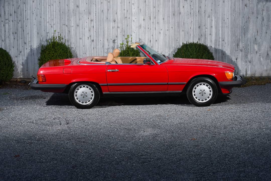 1987 Mercedes-Benz 560SL — photo 25