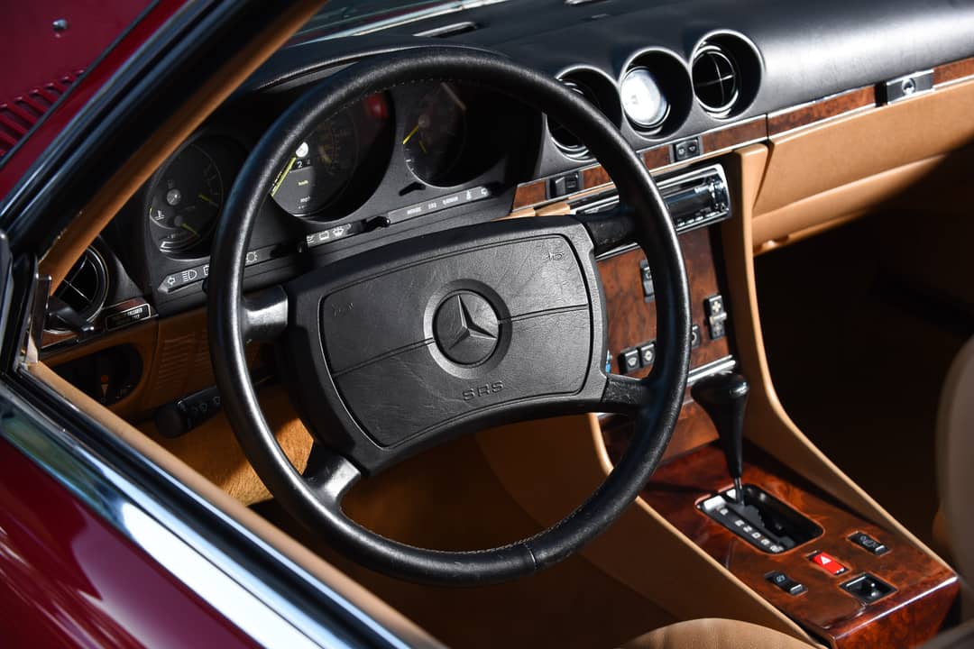 1987 Mercedes-Benz 560SL — photo 4