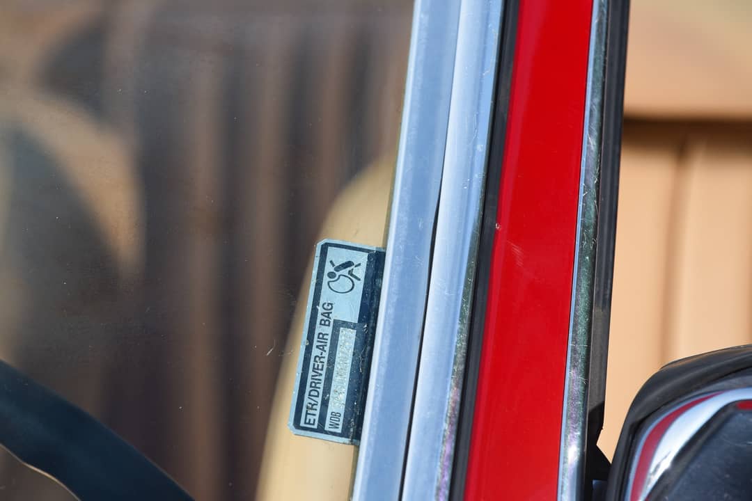 1987 Mercedes-Benz 560SL — photo 34