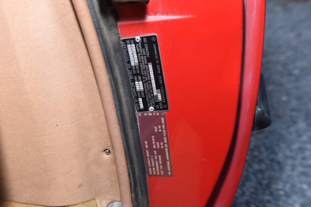 1987 Mercedes-Benz 560SL — photo 42