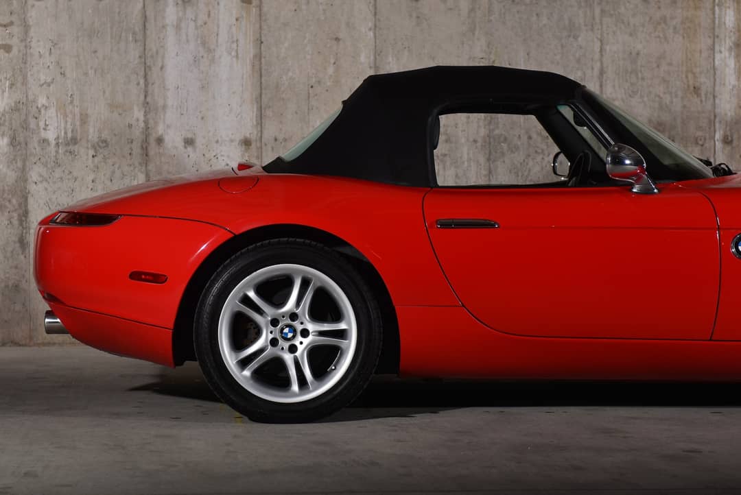 2002 BMW Z8 — photo 4