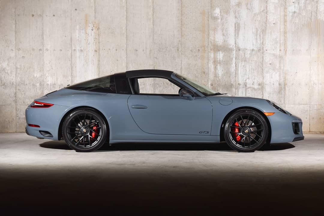 2017 Porsche 911 Targa 4 GTS — photo 2