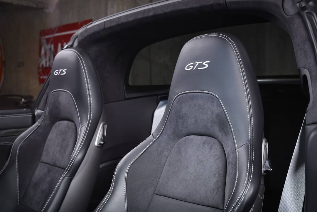 2017 Porsche 911 Targa 4 GTS — photo 20