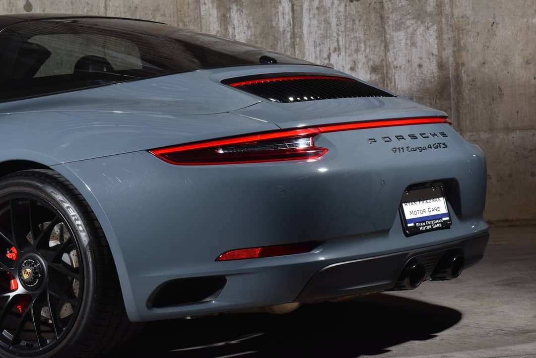 2017 Porsche 911 Targa 4 GTS — photo 35