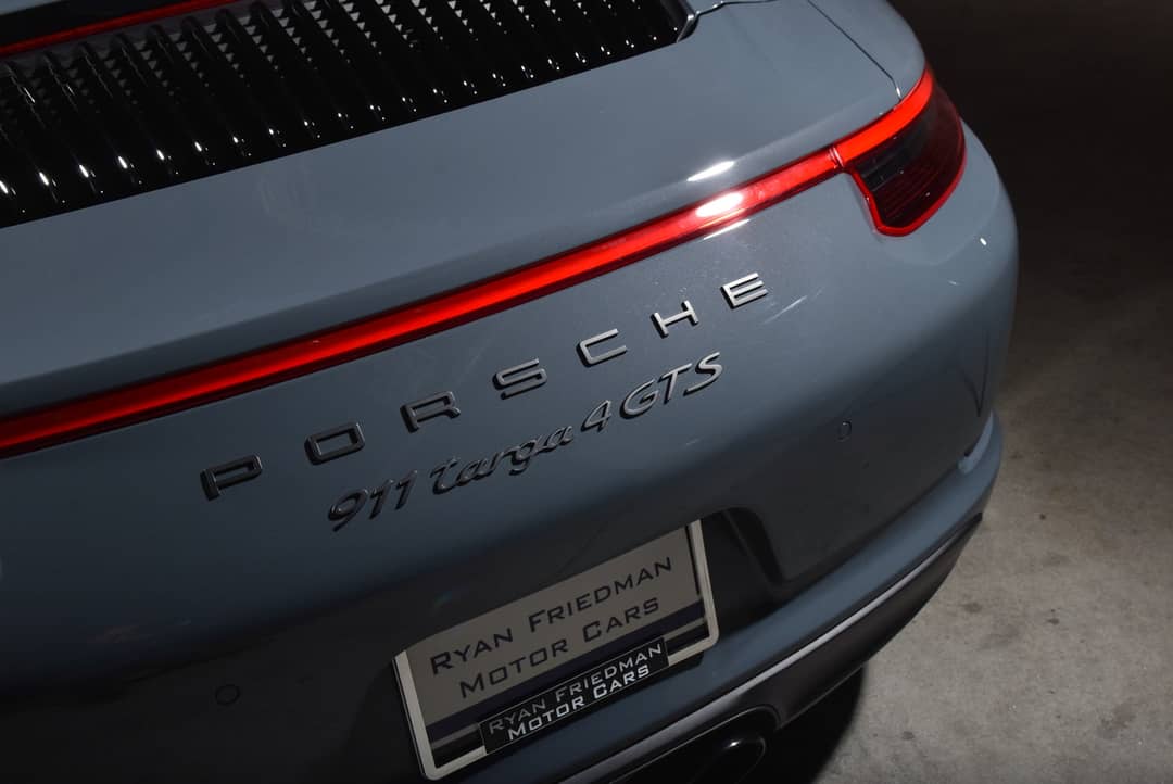 2017 Porsche 911 Targa 4 GTS — photo 37