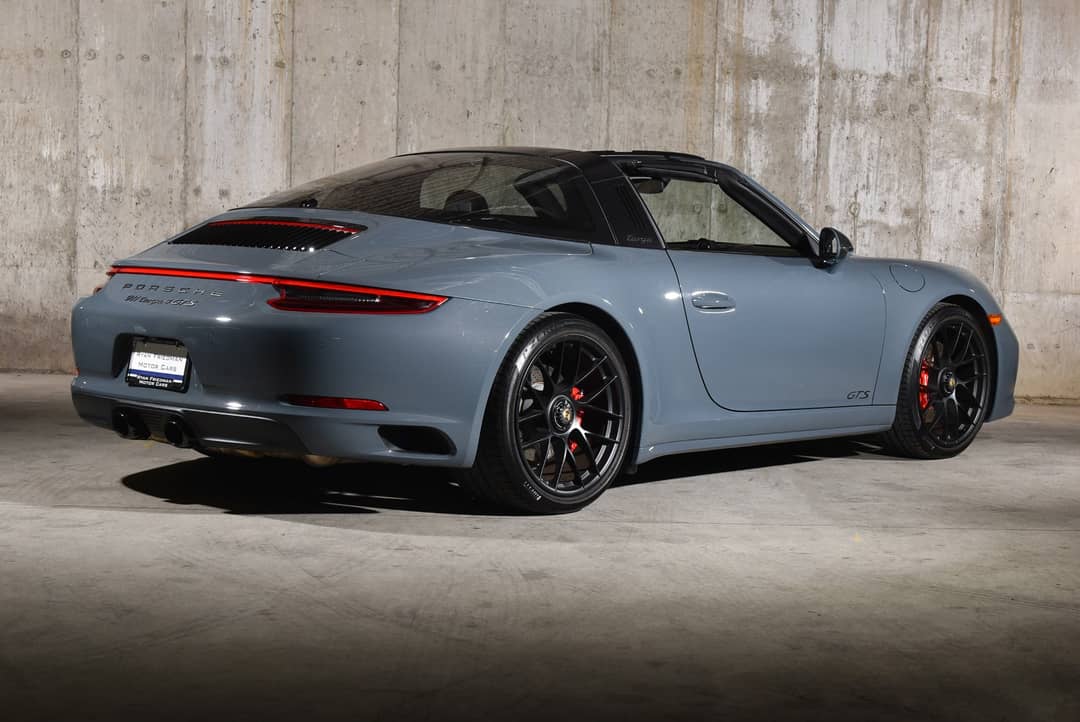2017 Porsche 911 Targa 4 GTS — photo 5