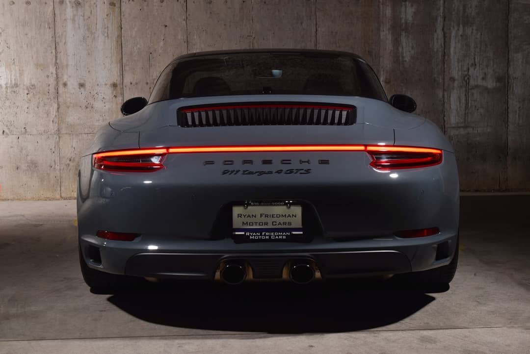 2017 Porsche 911 Targa 4 GTS — photo 44