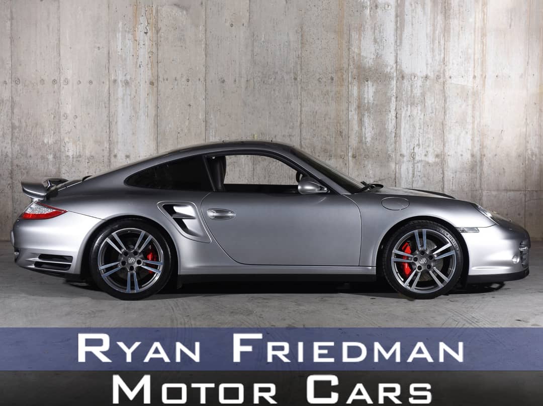 2011 Porsche Turbo — photo 1
