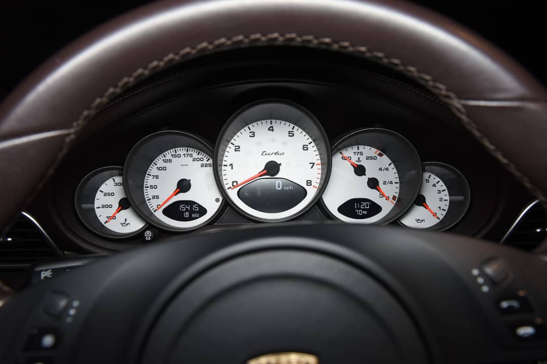 2011 Porsche Turbo — photo 21