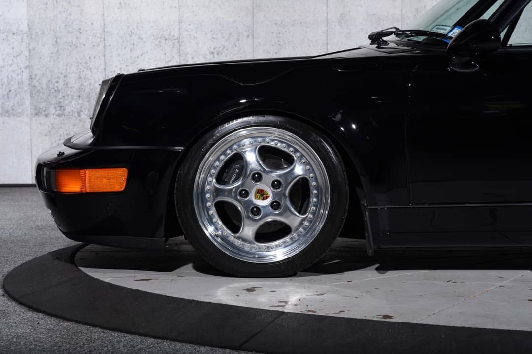 1994 Porsche 911 Carrera 4 — photo 13