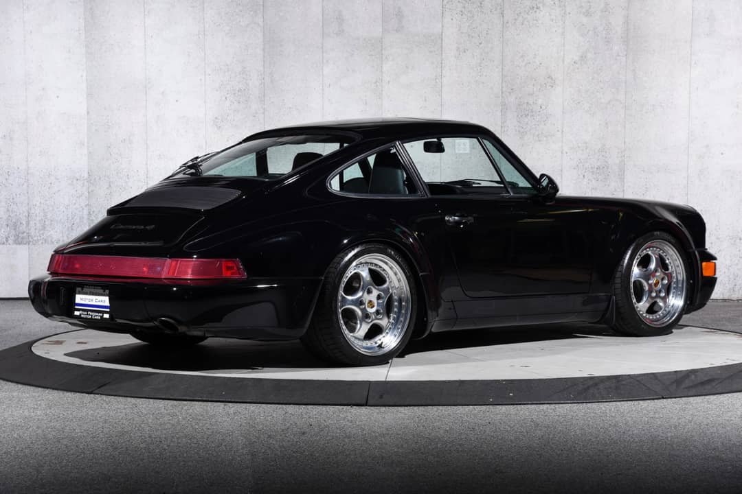 1994 Porsche 911 Carrera 4 — photo 3