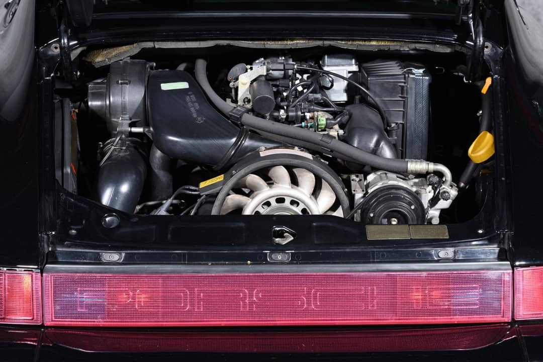1994 Porsche 911 Carrera 4 — photo 33