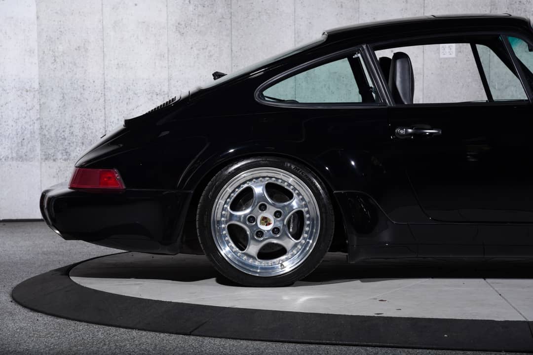 1994 Porsche 911 Carrera 4 — photo 34