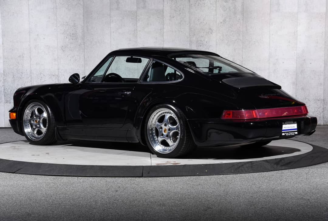 1994 Porsche 911 Carrera 4 — photo 9