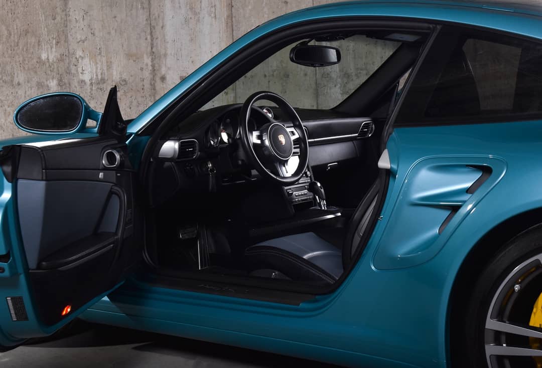 2012 Porsche 911 Turbo S — photo 20
