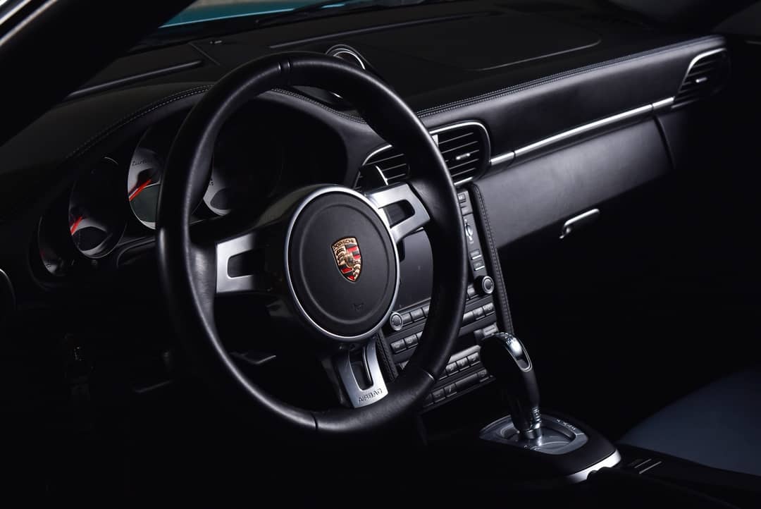 2012 Porsche 911 Turbo S — photo 24