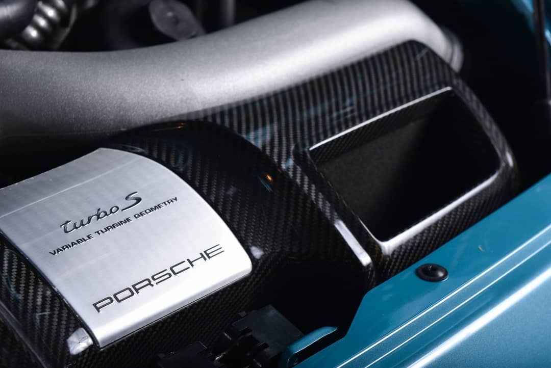 2012 Porsche 911 Turbo S — photo 31