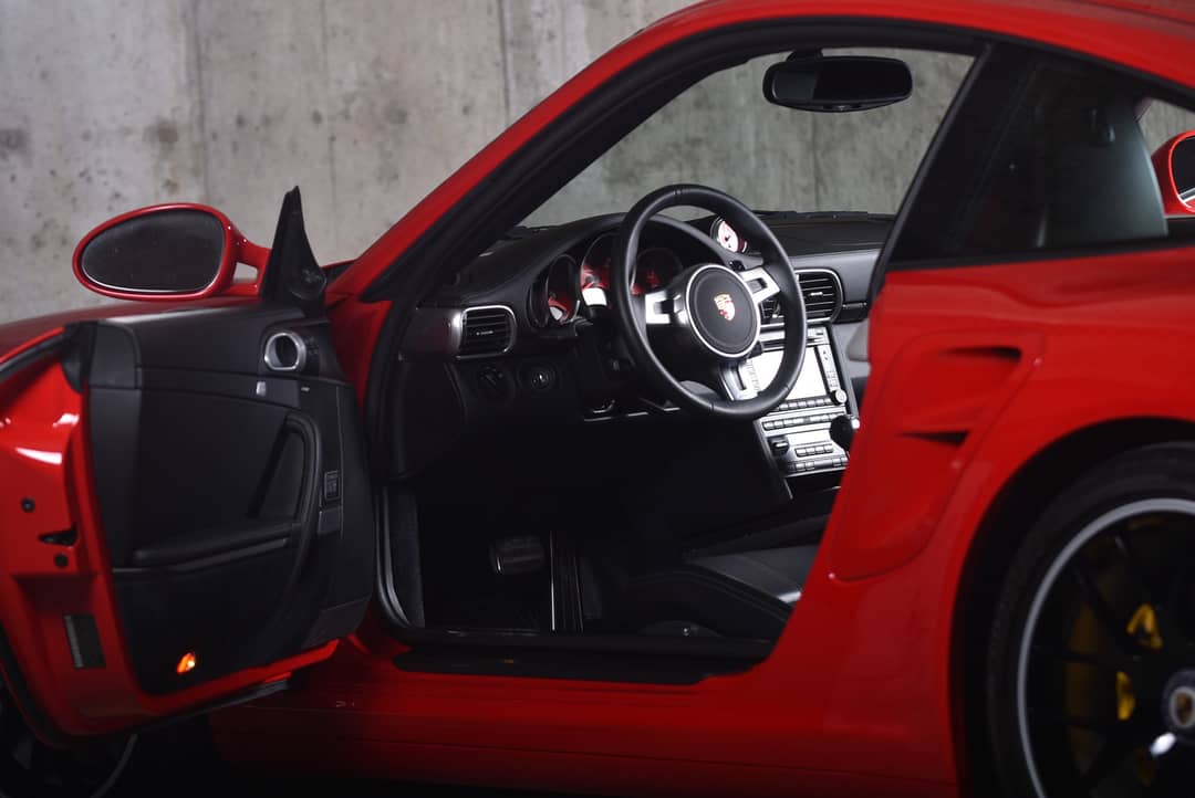 2011 Porsche 911 Turbo S — photo 19