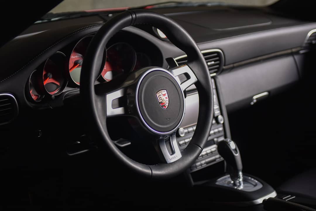 2011 Porsche 911 Turbo S — photo 20